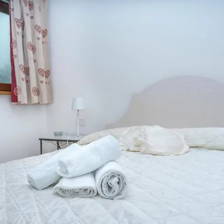 Golf View Apt With Parking And Mountain View! Appartamento Tarvisio