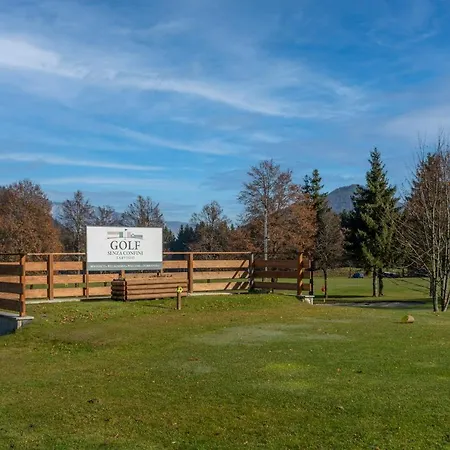 Golf View Apt With Parking And Mountain View! Tarvisio
